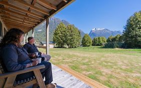 Eglinton Valley Camp