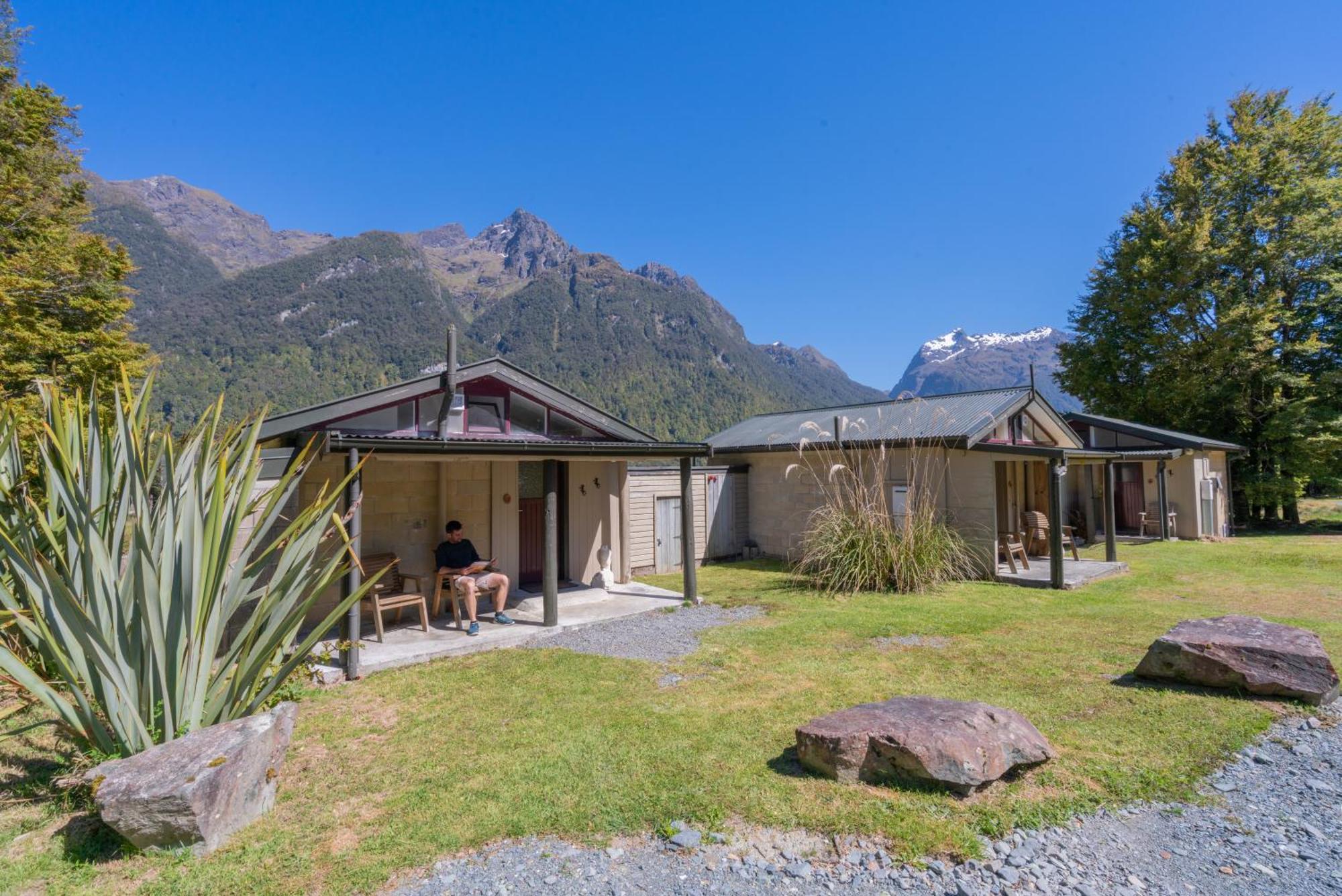 Eglinton Valley Camp Te Anau Downs Exterior foto